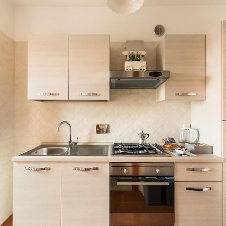 Giramondo Luxefierairport Фиумичино Екстериор снимка