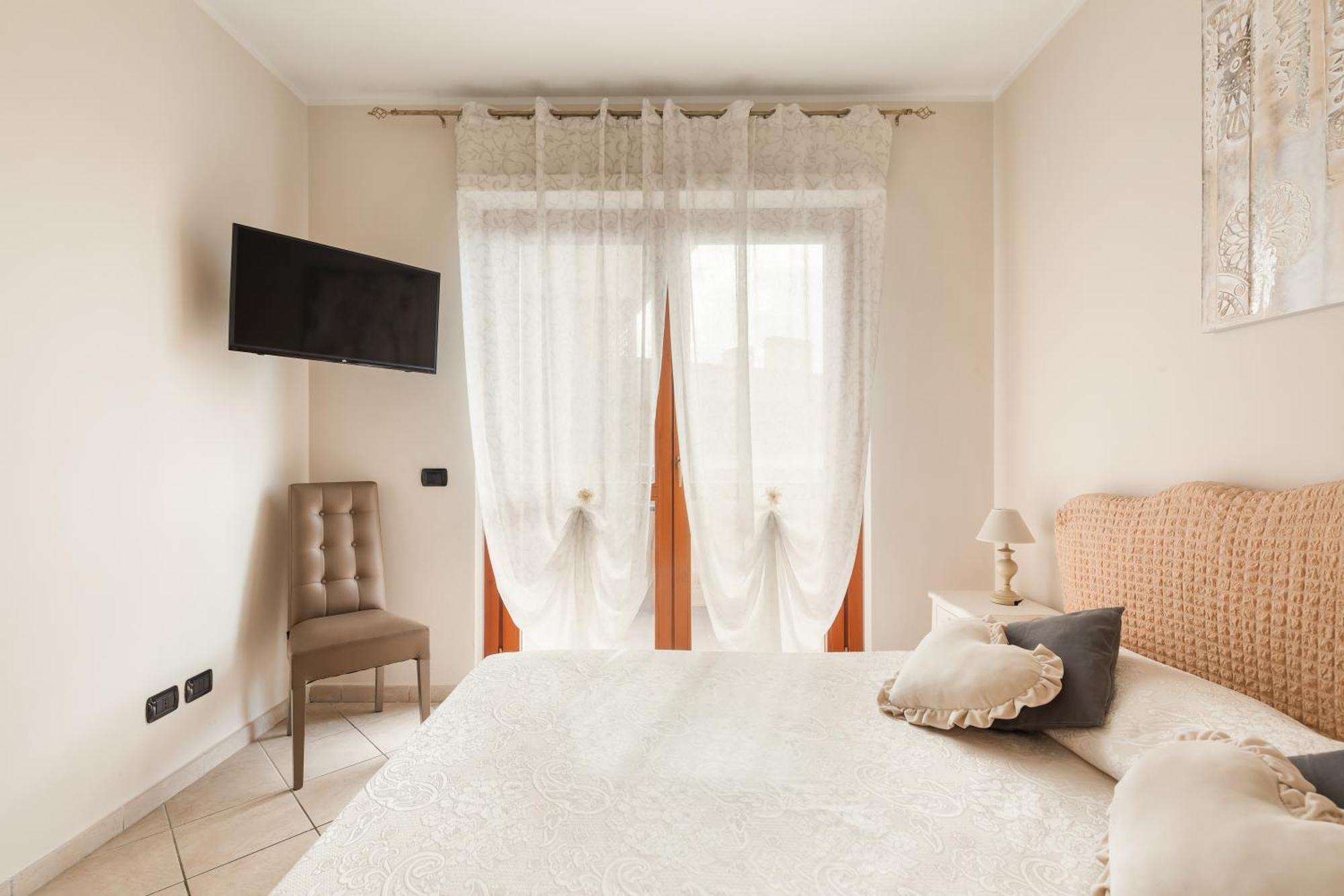 Giramondo Luxefierairport Фиумичино Екстериор снимка